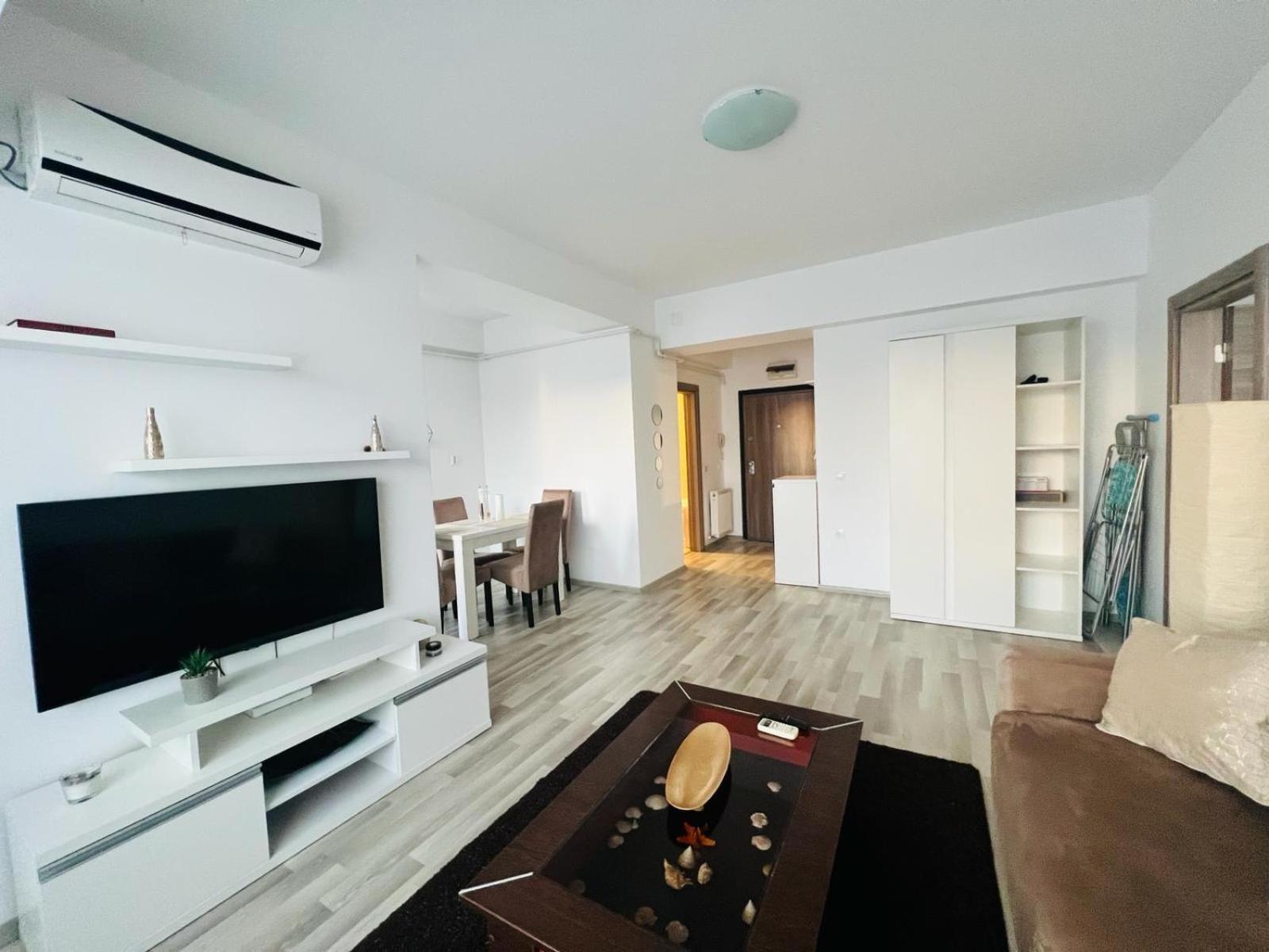 Apartament Crazy Summerland Mamaia Exterior foto